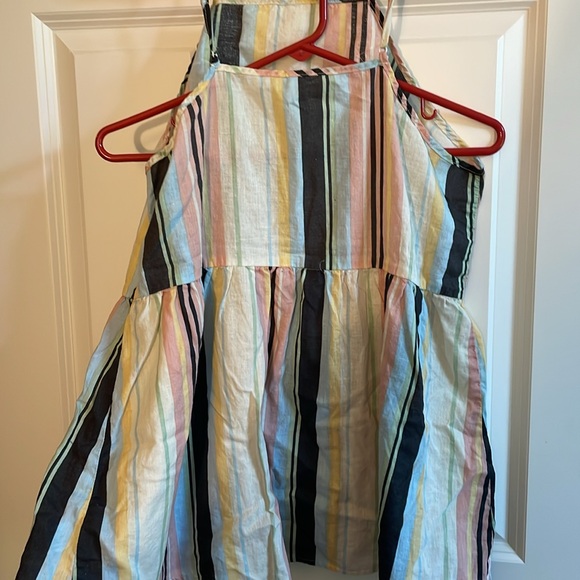 Striped square high neck spaghetti strap top with lace. - Picture 2 of 8